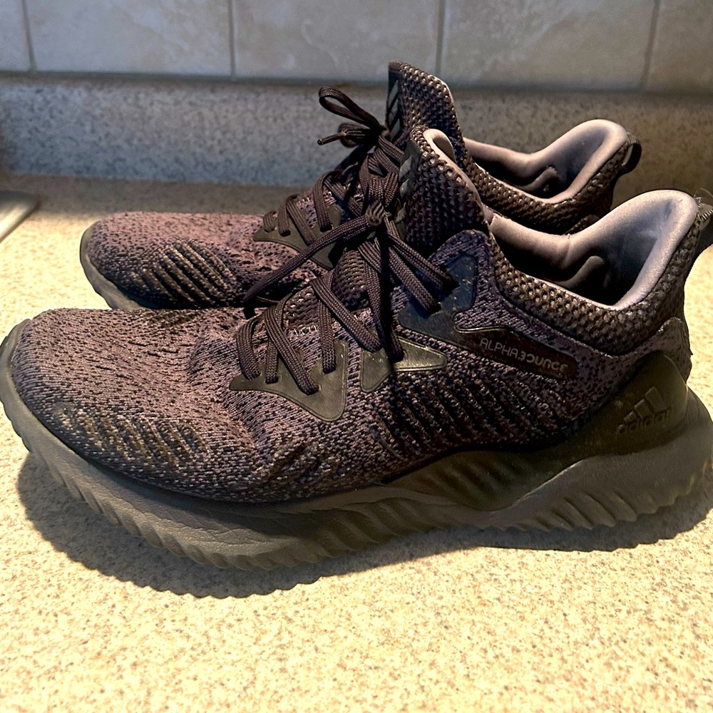 Adidas alpha bounce shoes